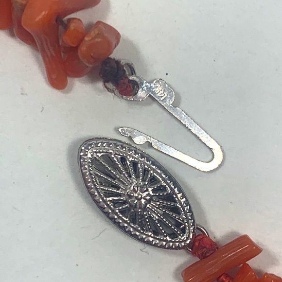 Vintage Branch Coral Necklace with 14k Clasp - Picture 5 of 7